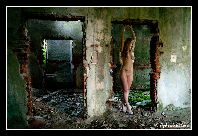 011 Dans la ruine de Gegio 6
